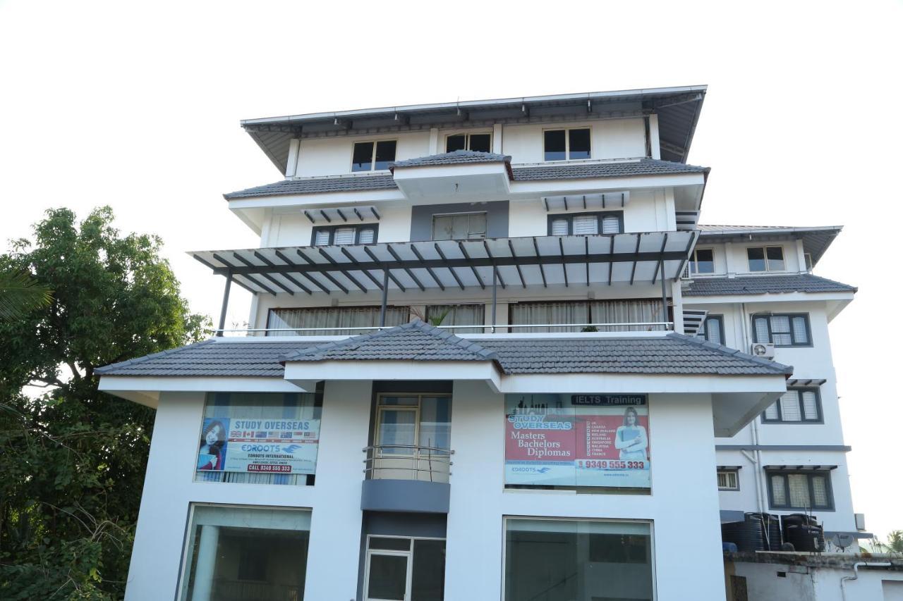 Hazmi Inn Perintalmanna Dış mekan fotoğraf