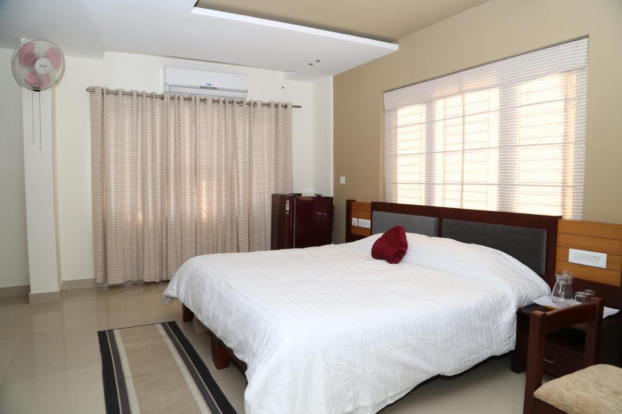 Hazmi Inn Perintalmanna Dış mekan fotoğraf